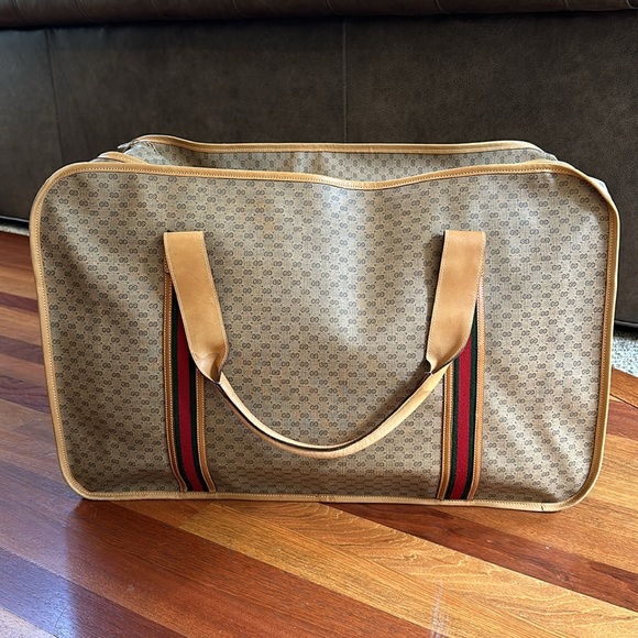 Gucci Brown and Black Travel Bag with Red Stripes - Picture 2 of 16